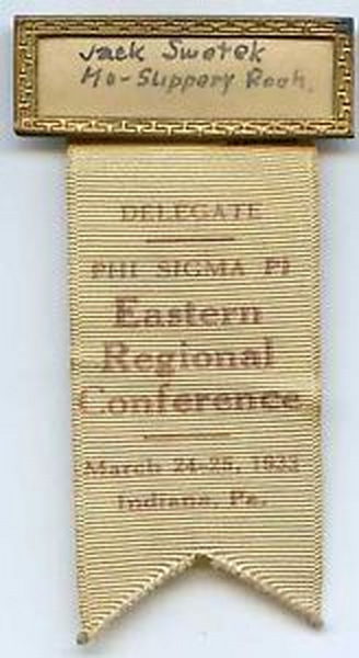 1933 convention badge.png