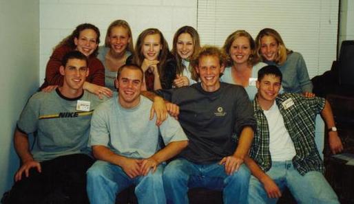 File:Alpha Rho - Pi Class.jpg