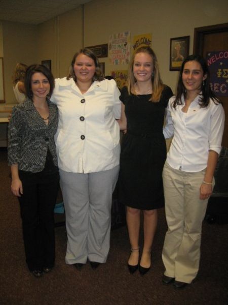 File:Beth Family.jpg