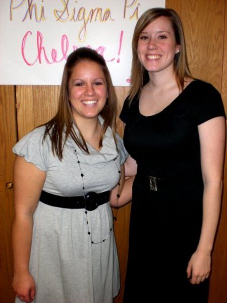 File:Christina and Chelsesa.jpg