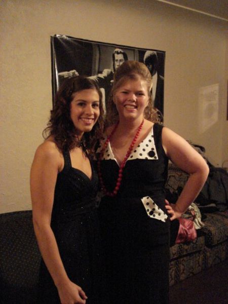 File:Shanna and Wendy.jpg